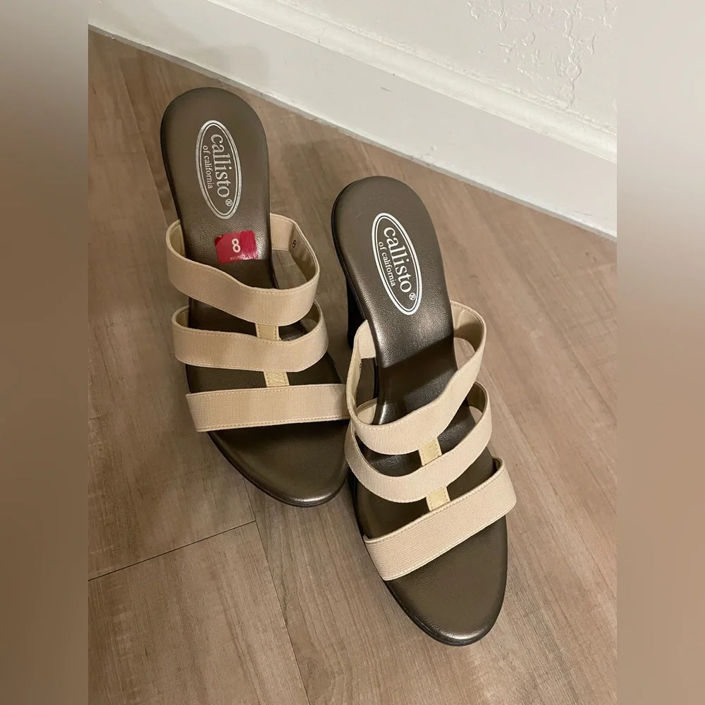 Brand new / never worn - Callisto of California ladies heels - crème color - 4” - Picture 4 of 5